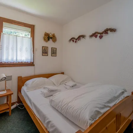 Des Lacs - Happy * Шамоні